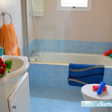 Central Anna Court Penthouse With 80m2 Veranda And Pool *